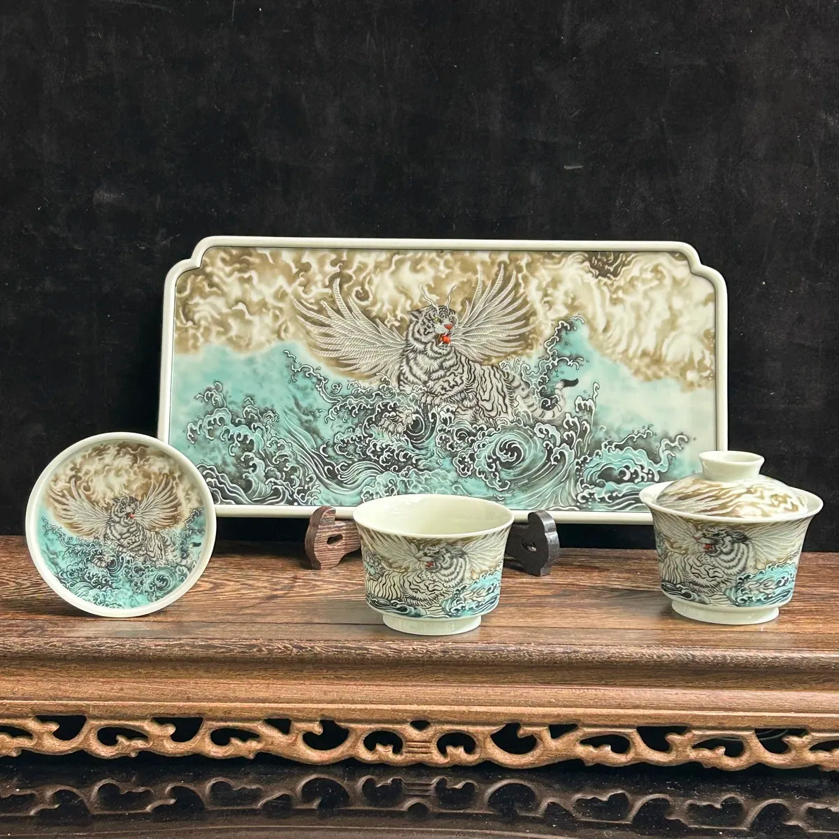 Jingdezhen Ceramic Famille Rose Porcelain "Adding Wings to a Tiger" Tea Tray and Tea Set, Chinese Style High-End Tea Set for Home Use and Gift Giving