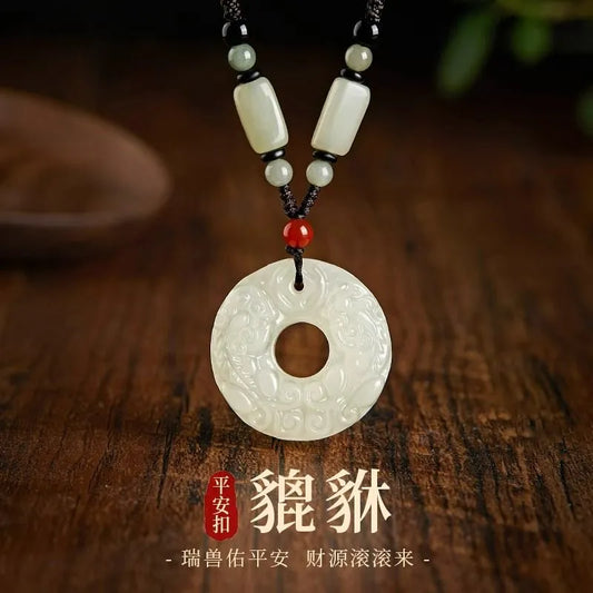 Peace - buckle and Pixiu Necklace, a niche - style piece suitable for both women and men. Ideal as a New Year, festival, or birthday gift for your girlfriend or boyfriend